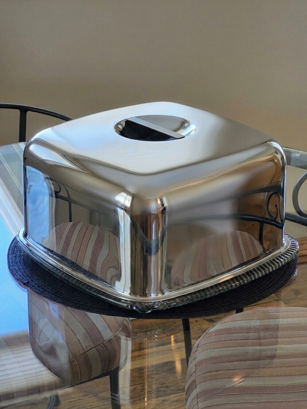 KROMEX Vintage Square Cake Keeper Chrome Dome Lid, Glass Base, Bakelite Handle